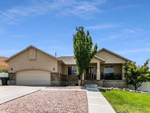 702 S ELK MEADOW LOOP , Tooele, UT 84074