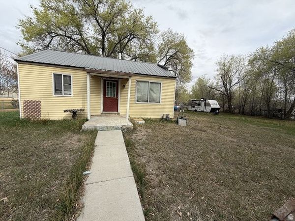 85 S 100 W, Castle Dale, UT 84513