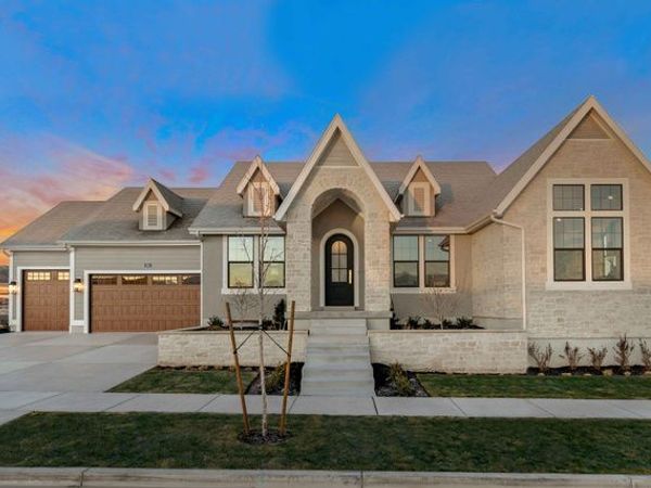 963 S LOUISA DR , Saratoga Springs, UT 84045