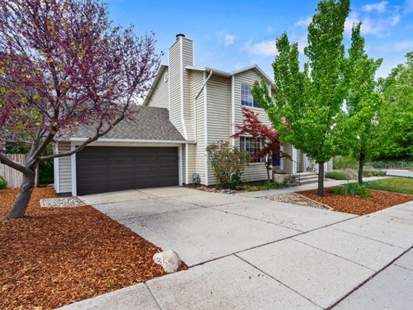 6896 HILLSIDE VILLAGE CIR, Cottonwood Heights, UT 84121
