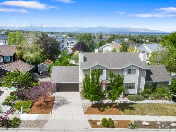 6896 HILLSIDE VILLAGE CIR , Cottonwood Heights, UT 84121