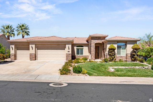2640 W Desert Rd , Saint George, UT 84770 Main Photo