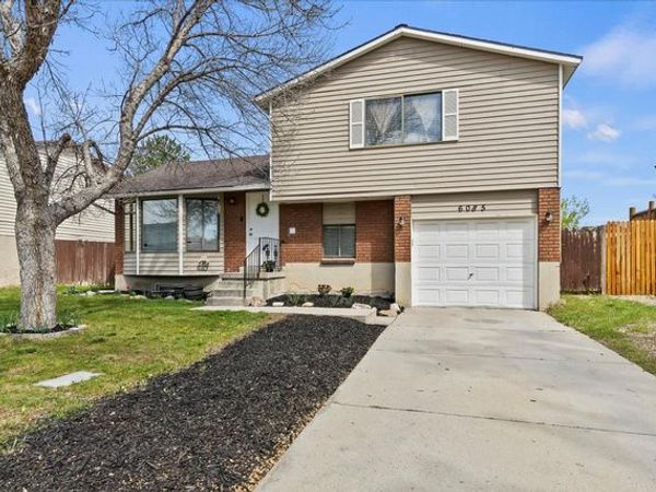 6085 S PARK WOOD DR W, Kearns, UT 84118