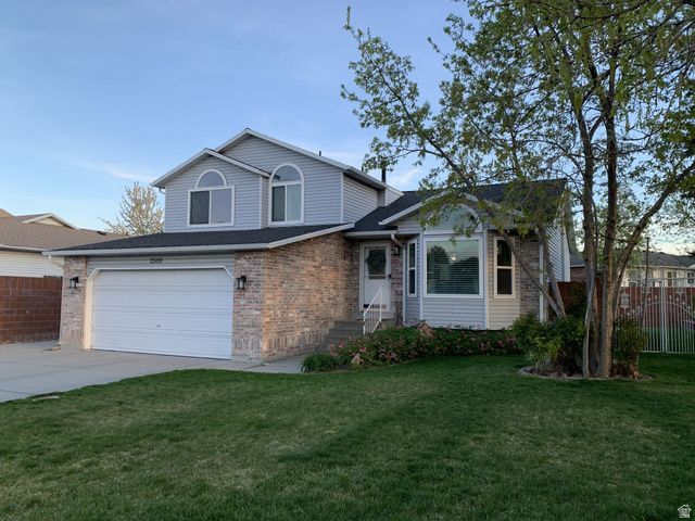 2509 W Masons Mile Dr, Taylorsville, UT 84129 Main Photo