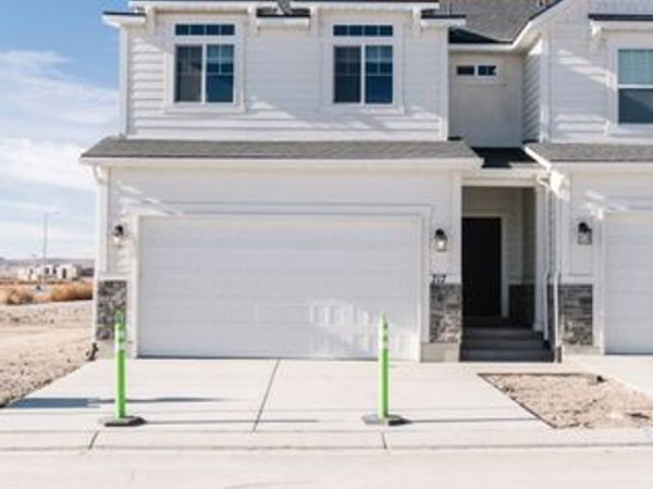 717 N HILLTOP DR , Lehi, UT 84048