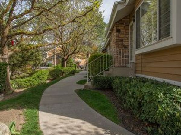 808 E SHADY CREEK PL, Millcreek, UT 84106
