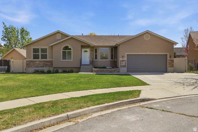 241 S River Bend Ct W, Lehi, UT 84043 Main Photo