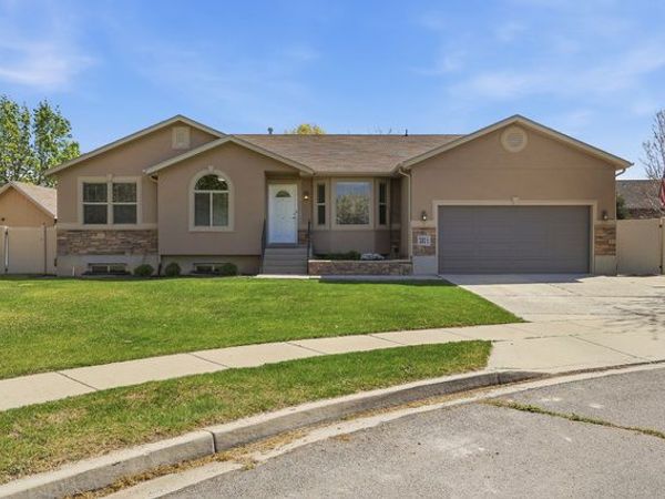 241 S RIVER BEND CT W, Lehi, UT 84043