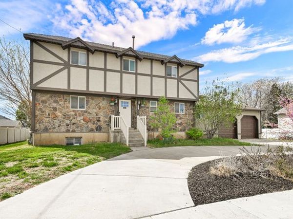 2195 W 800 N, West Point, UT 84015