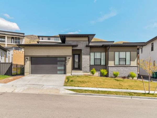 5502 N VALLEY VIEW RD, Lehi, UT 84048