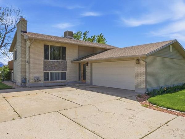 5396 S 4700 W, Hooper, UT 84315