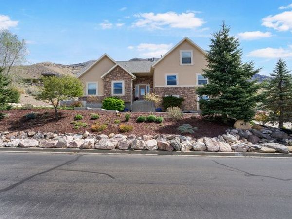 9476 N AVANYU DR , Cedar Hills, UT 84062