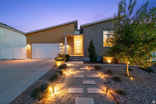 516 E Farmer Alumni Dr, South Salt Lake, UT 84106 Main Photo