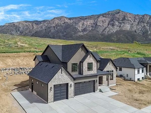 1286 W CARIBOU CT , Unit 100, Pleasant View, UT 84414