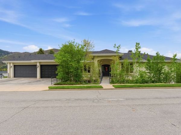 1878 E RIDGEPOINT DR S, Bountiful, UT 84010