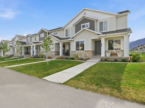 984 N CENTER ST , Santaquin, UT 84655