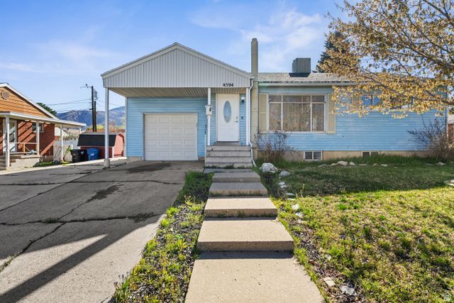 4594 S 250 E, Washington Terrace, UT 84405 Main Photo