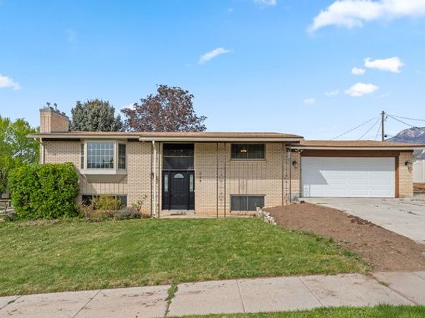 224 E 5200 S, Washington Terrace, UT 84405