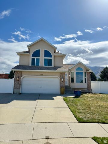 988 E Blue Heron Cir, Draper, UT 84020 Main Photo