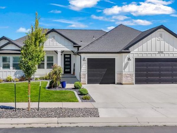 3065 E LAKE VISTA DR, Eagle Mountain, UT 84005