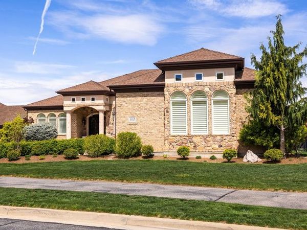 802 EAGLEPOINTE DR , North Salt Lake, UT 84054