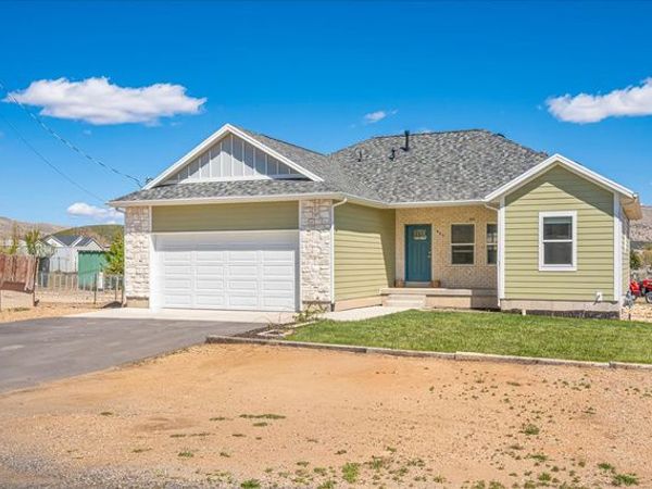 607 S 250 W, Fountain Green, UT 84632