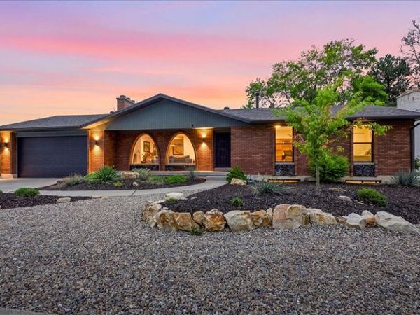 6236 S STEEPLE CHASE LN , Murray, UT 84121
