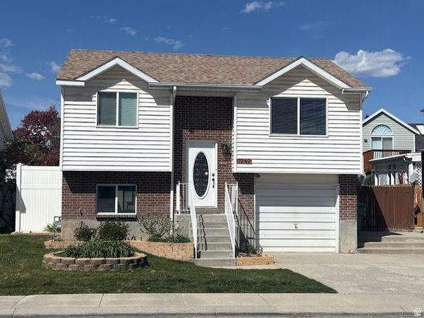 7242 S CALLIE DR , West Jordan, UT 84084