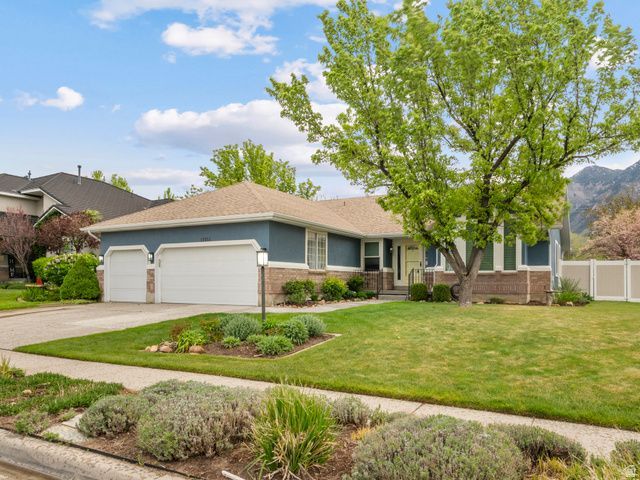 11051 S Longdale Cir E, Sandy, UT 84092 Main Photo