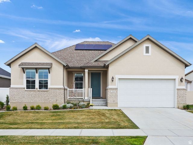 3808 W Hooded Crane Ln , Clinton, UT 84015 Main Photo