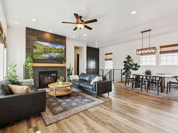 6241 W ARRANMORE DR, South Jordan, UT 84009