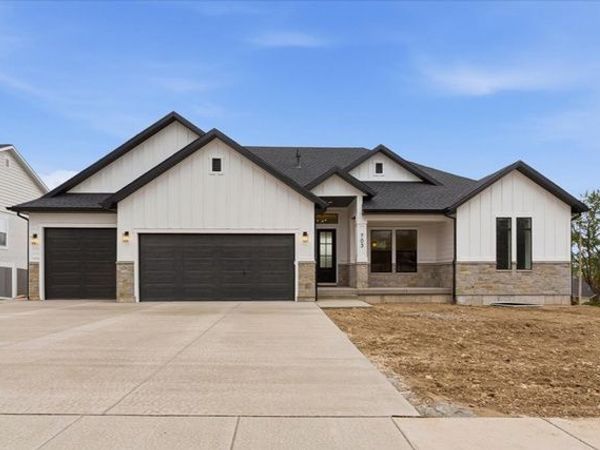 703 E 2750 N, North Ogden, UT 84414