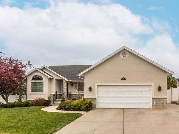 2537 E CUPECOY DR , Cottonwood Heights, UT 84121