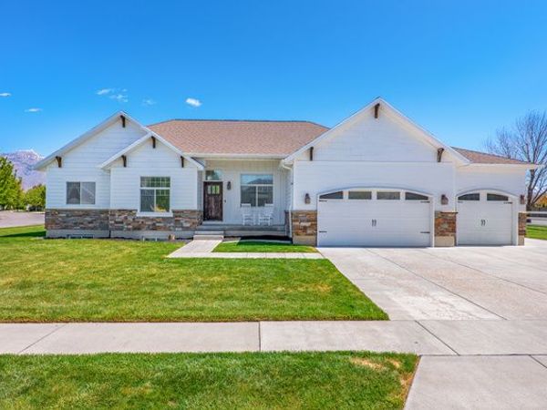 10416 N CANTERBURY DR , Highland, UT 84003