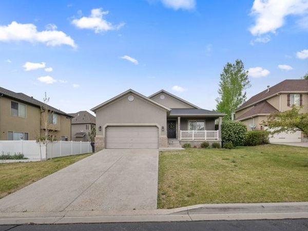 451 E APPLE GROVE LN S, Pleasant Grove, UT 84062