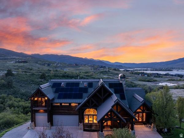 6438 E SUMMIT CV , Huntsville, UT 84317