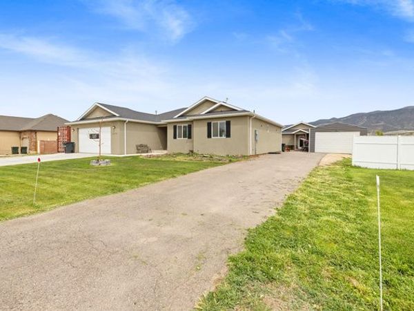 3476 N COVERED WAGON DR , Enoch, UT 84721