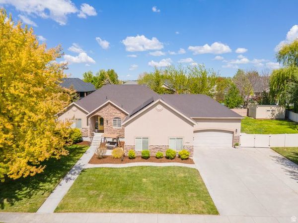 1580 CRESTMONT WAY , Kaysville, UT 84037