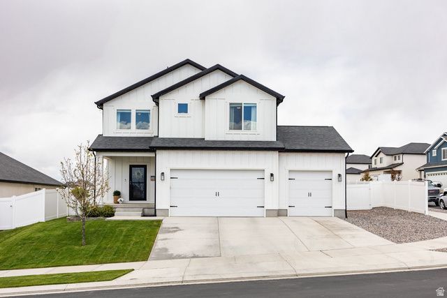 2857 E Carriage Hill Dr, Eagle Mountain, UT 84005 Main Photo