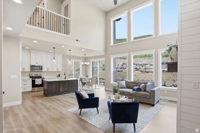512 N 960 E, Unit 175, Hyde Park, UT 84318 Main Photo