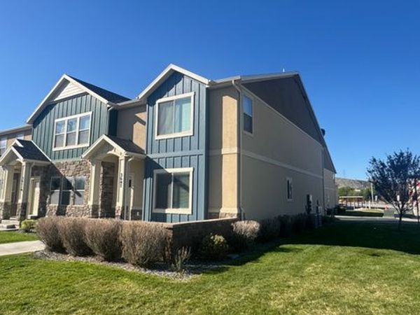 3607 E SAPPHIRE LN S, Eagle Mountain, UT 84005