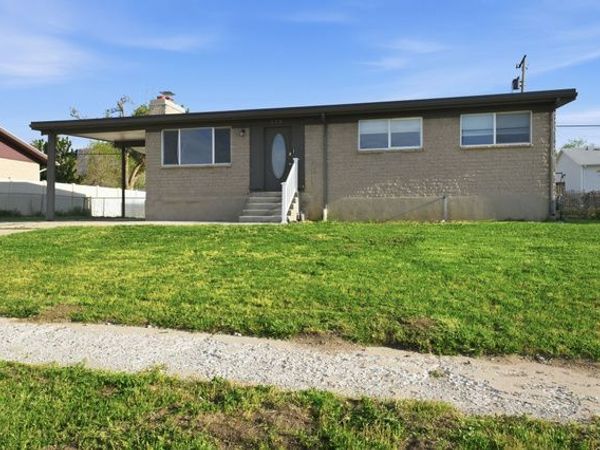 698 E OQUIRRH AVE , Tooele, UT 84074
