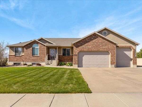 3792 W 2200 S, Taylor, UT 84401
