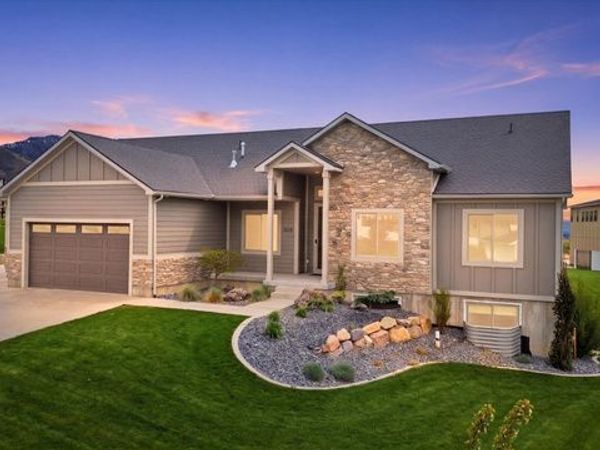 1034 E 50 N, Hyde Park, UT 84318