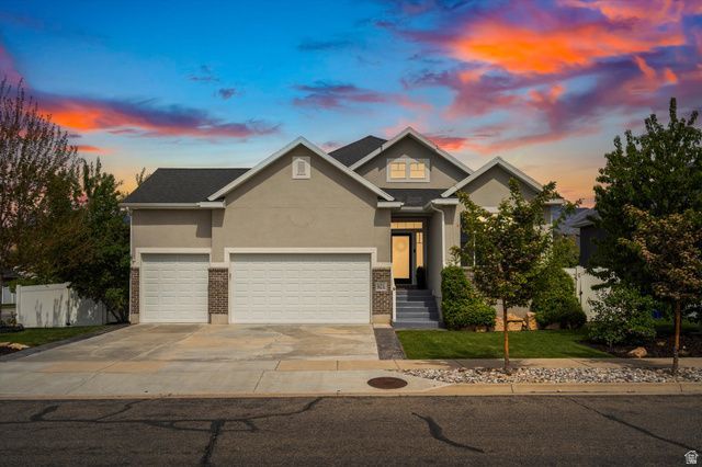 542 E Petersen Pkwy S, South Weber, UT 84405 Main Photo