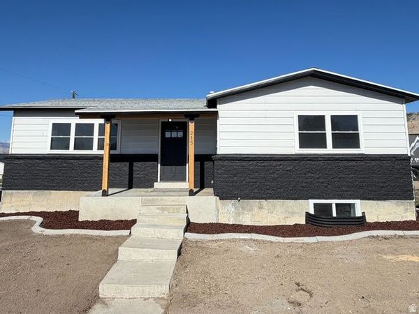 215 N CENTER ST , Castle Dale, UT 84513