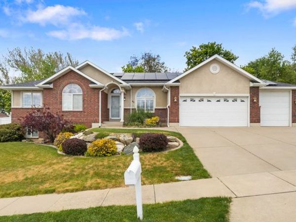 43 E PEACHTREE DR N, Centerville, UT 84014