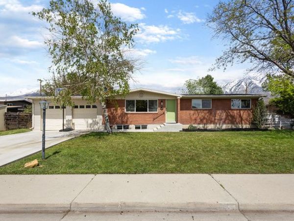 121 S INGLEWOOD DR E, Orem, UT 84097