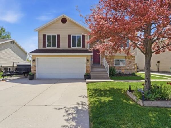 318 E 1700 S, Kaysville, UT 84037