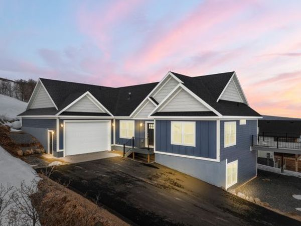 1343 N TRAPPER LOOP W, Garden City, UT 84028